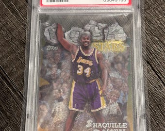 Inserto fustellato Shaquille O'Neal Topps Rock Stars del 1997: carta da basket PSA 8