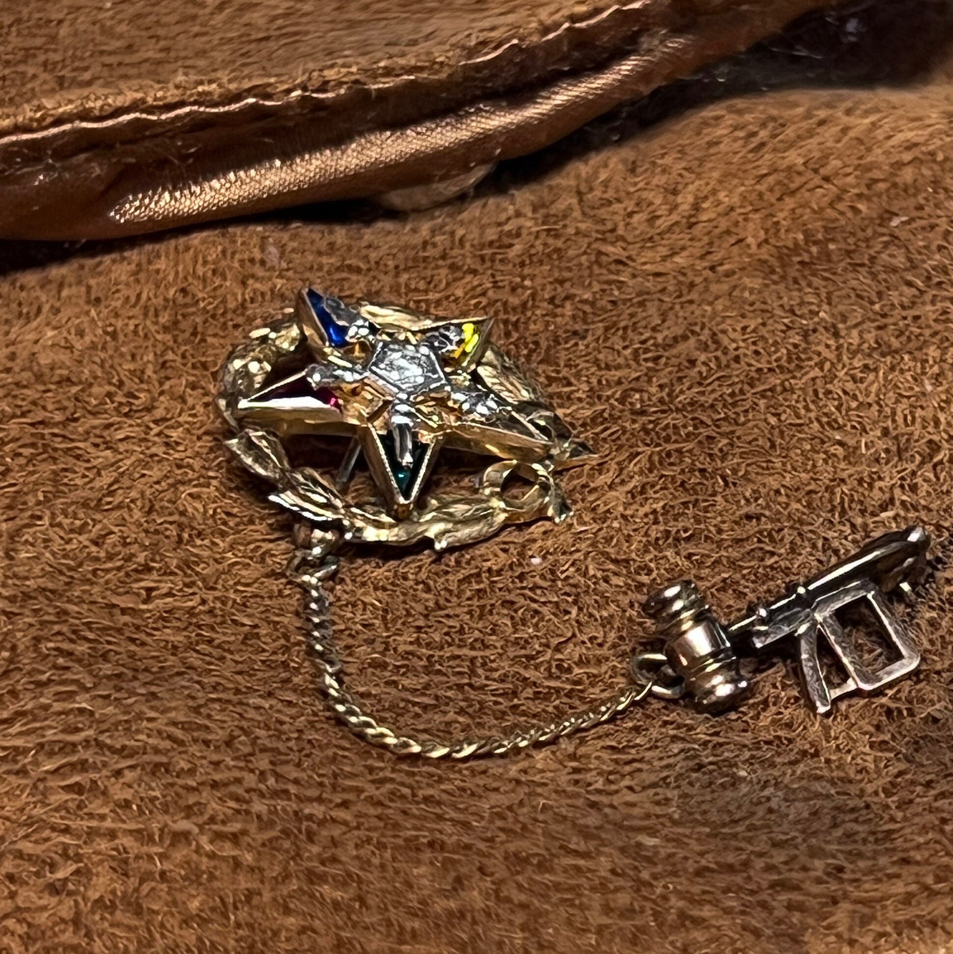 1920s Order of the Eastern Star 10k Gold Diamond Pin: Masonic Gavel ...