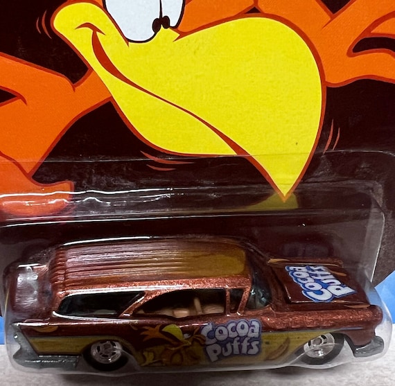 Hot Wheels General Mills '57 Buick - Cocoa Puffs 1:64 - Mint in