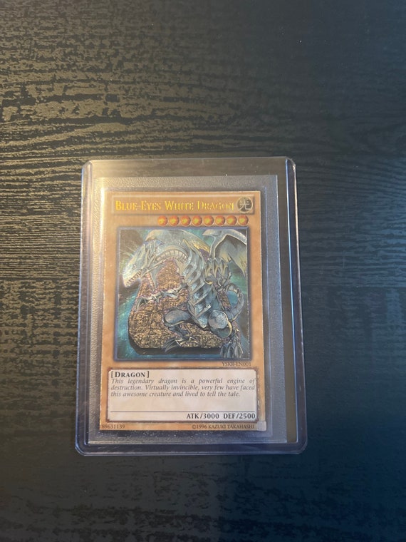Yu-gi-oh! 1996 Blue-eyes White Dragon Holographic Rare – Mint