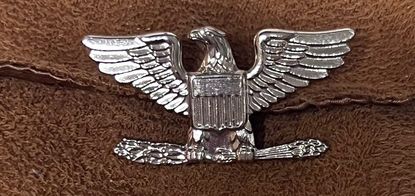 ピンバッジ World War 2 Pin Lapel Eagle World Anchor