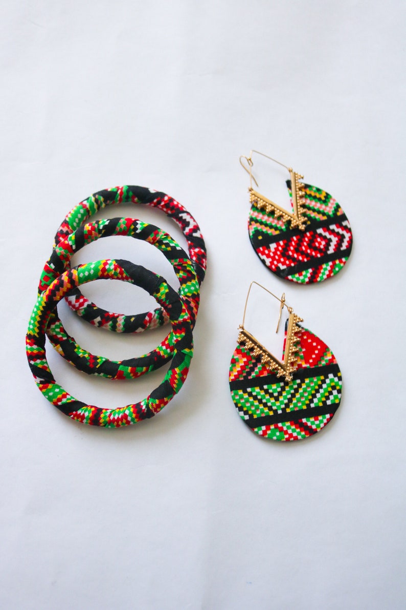 Matching Earrings and bangle set Stylish African prints matching set for her amazing gift for her 3bangles+earring set