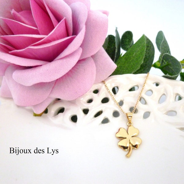 Collier pendentif TREFLE Plaqué Or 18 carats – Collier porte-bonheur - Symbole Chance - Bonheur – Collier minimaliste – Trèfle à 4 feuilles