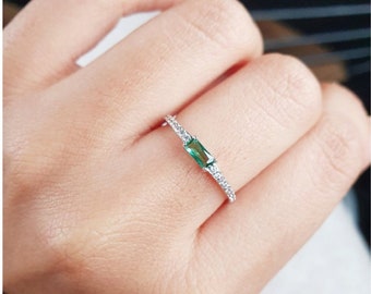 Ring in SILVER 925 and ZIRCONIUM – Minimalist jewel – Gift for women