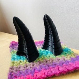 Cosplay Evil Goat Horns set!, Devil Horns, Demon Horns, Horns Headband, 3D Printed Devil Horns, Halloween Costume Devil Horns, 3 inch Horns!
