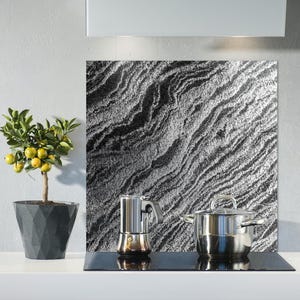 Grauer gehärteter Glas-Aufkanten - Hitzebeständiger Spritzschutz mit abstraktem Druck, leicht zu reinigen, Küchendekor