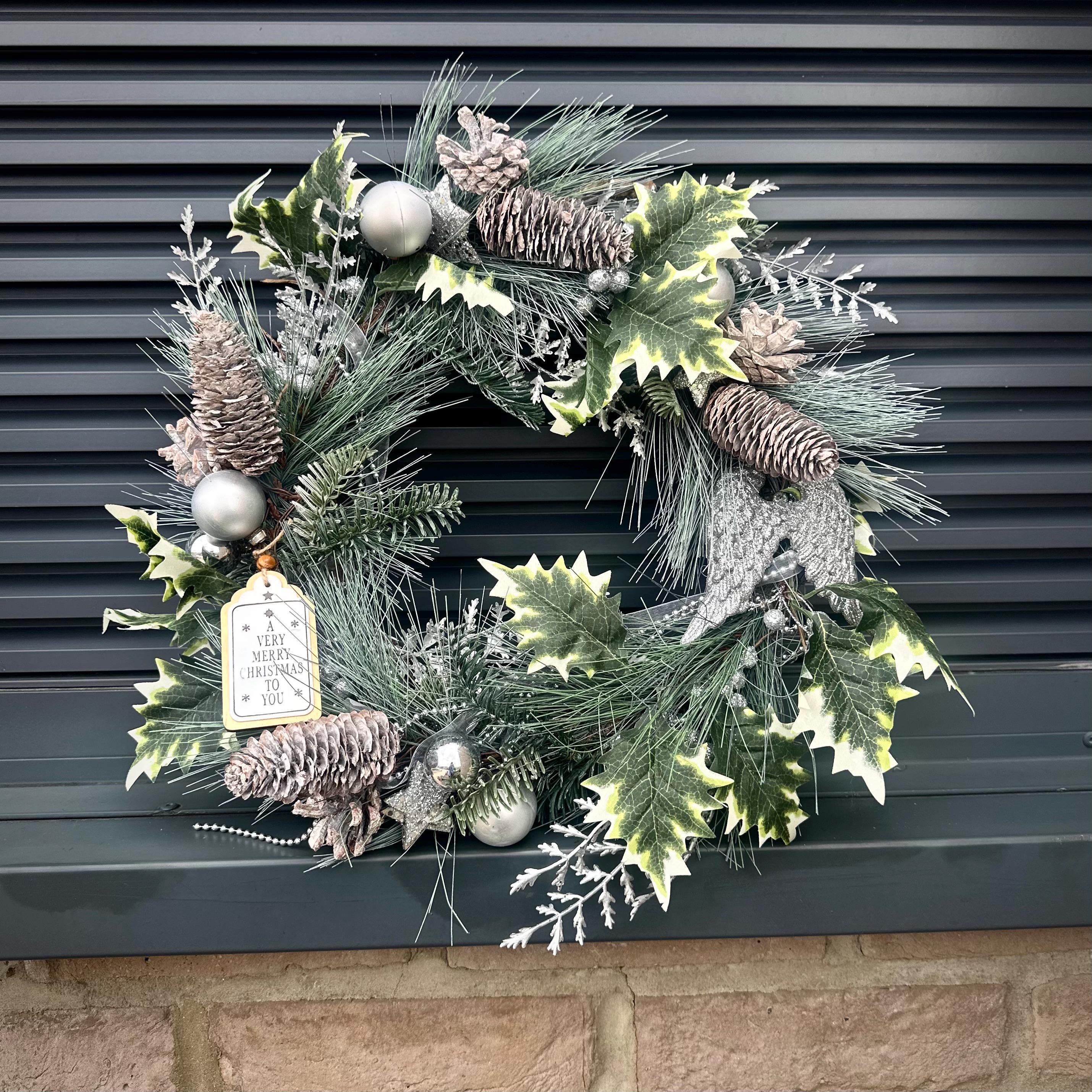  Nordic Spruce Wreath クリスマス 35cm Evergreen Nordic Scandinavian Christmas Wreath Frosty Woodland