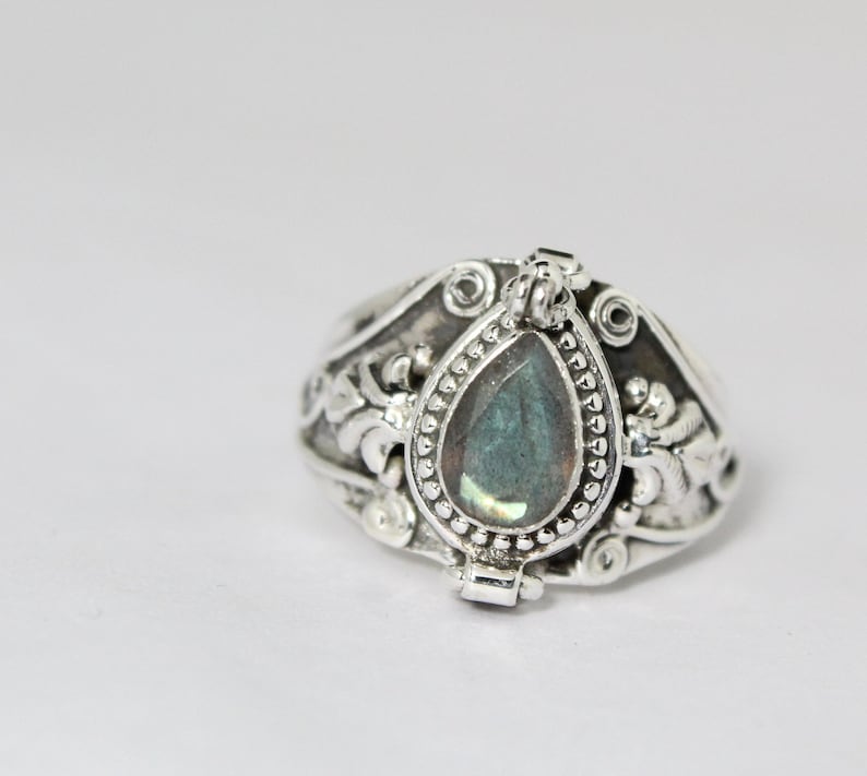 Summer day, Poison Ring ,Compartment ring,Labradorite Ring,925 Sterling Silver Plated Ring,Silver box Ring,Women ring, image 3