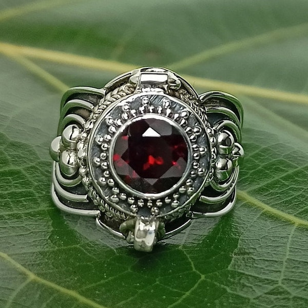 Mother gift ring Garnet box Ring,925 Sterling Silver Plated Ring, Poison box Ring, Poison ring Handmade Poison Ring Halloween gift