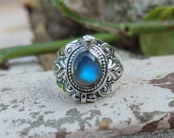 Mother Day gift , Poison Ring, Compartment ring, Labradorite Ring,925 Sterling Silver Plated Ring, Handmade ring , Gift for Mom