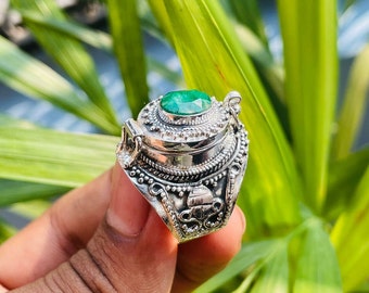 Ring Emerald Gemstone, Poison Ring, 925 Sterling Silver Plated Ring, Openable Poison Ring,Handmade Compartment Ring,Gift for her