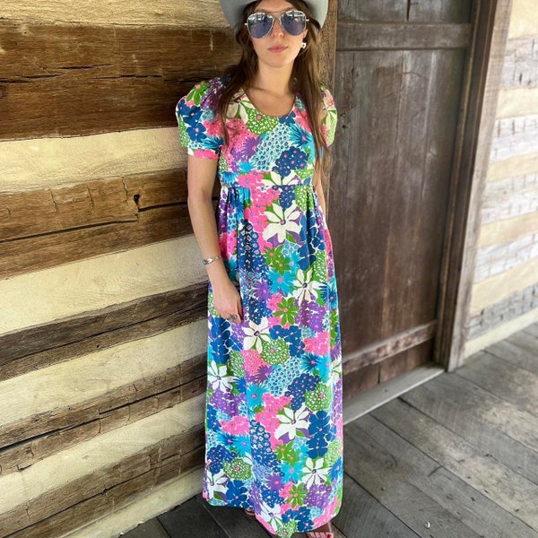 Late 60s/Early 70s Vintage Psychedelic Floral Maxi Prairie Dress