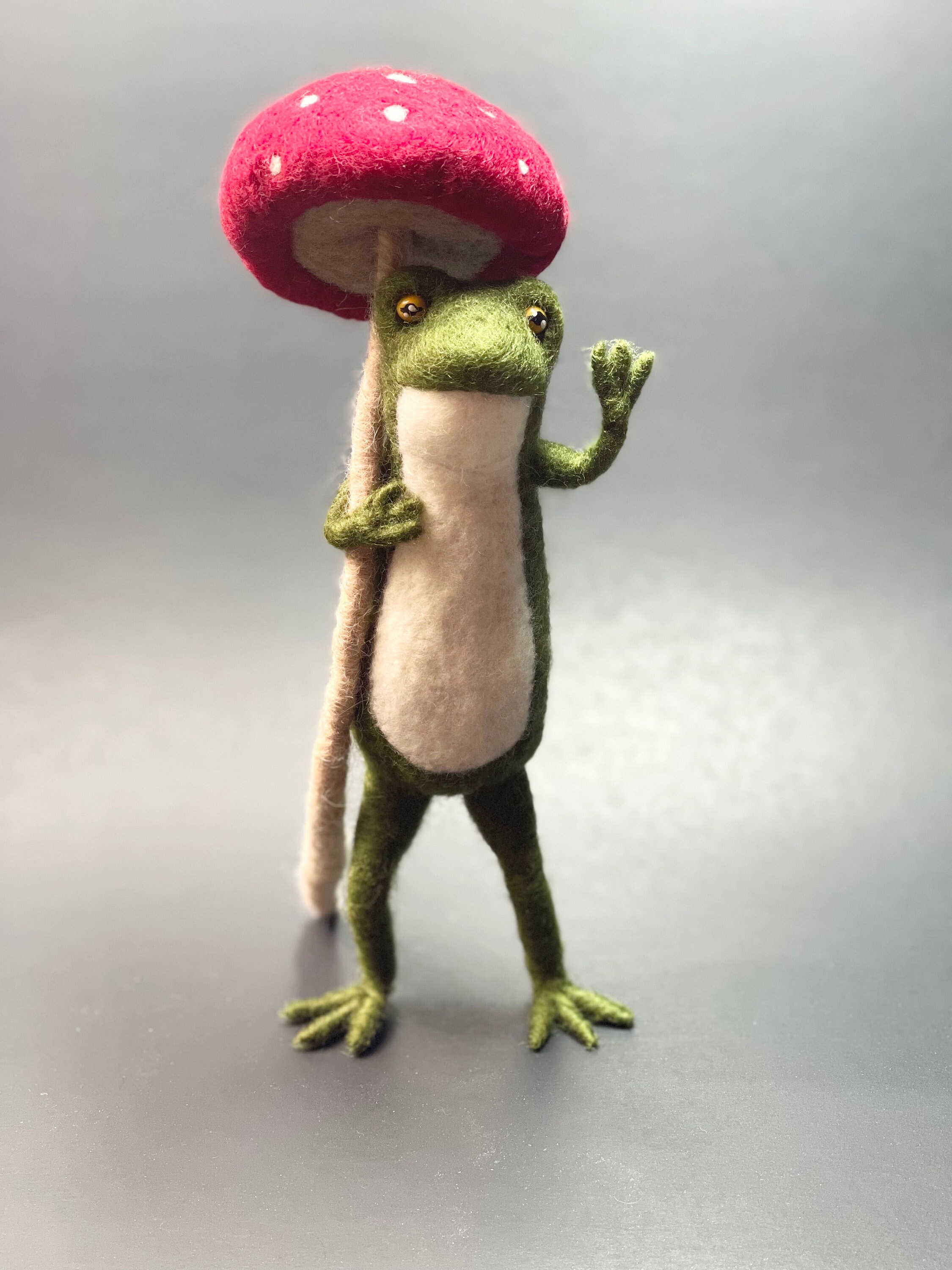Needle Felted Toad With Toadstool Mushroom Umbrella - Etsy