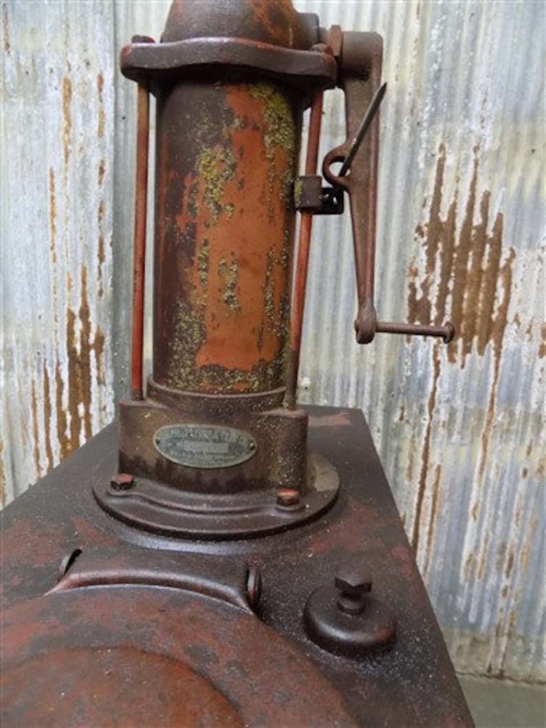 Vintage Oil Lubester Pump Dispenser With Hand Crank Texaco Etsy