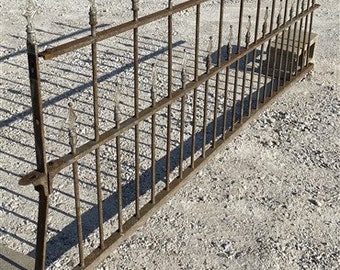 Wrought Iron Fence Panel, Architectural Salvage Grate, Garden Art, Vintage, A6