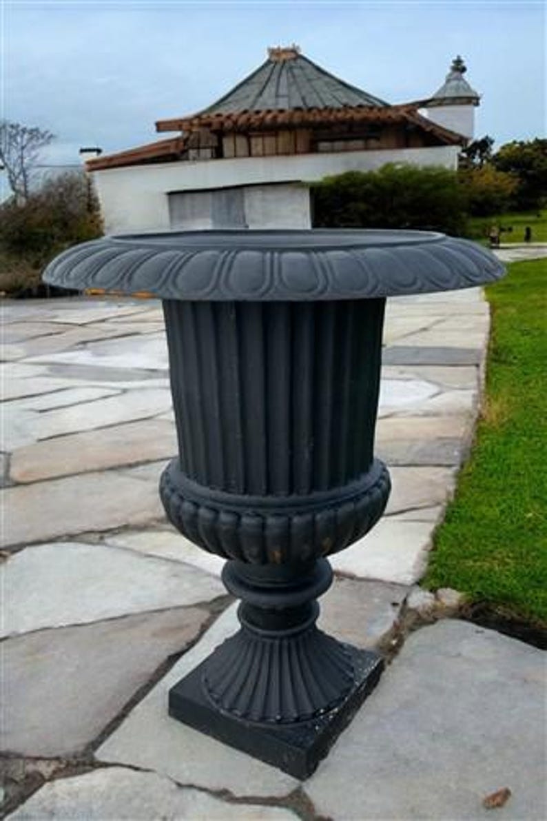 39" Tall Cast Iron Fluted Urn - Thumbnail 4