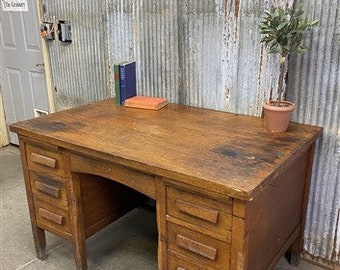 Oak Desk, Vintage Wooden Desk, Teacher's Desk, Mid Century Desk, Kneehole Desk A, Student Desk, Solid Wood, Computer Desk, Home Office