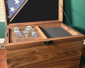 The "Mama" Shadow Box