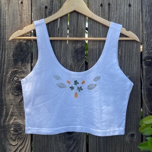 Eco-printed Cropped TankTop, naturally printed with flowers and leaves, Women&#39;s summer clothing made from comfortable cotton/spandex fabric.
