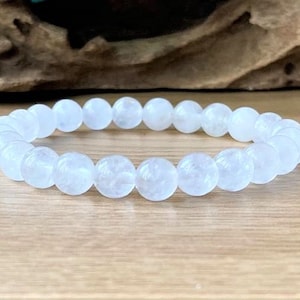 Snow Quartz Bracelet | Crystals for Clarity | Alignment and Harmony | 4mm, 6mm or 8mm Beaded Gemstone Bracelet | Crown Chakra Jewellery