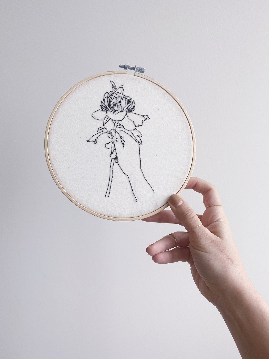 Original Handembroidered Hand, Embroidery Art, Embroidery Sketch, Hand