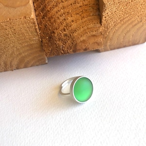 Lime Green Sea Glass Stone Ring-Sterling Silver Ring-Glass Stone Jewelry-Round Stone-Green Stone Ring-Minimalist Ring-Adjustable Ring