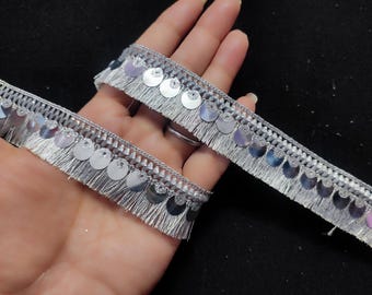 Silverpaljettfransar: Indisk metallisk sari-kant - Styckvis