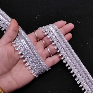 op maat gesneden Indiaas metallic zilverkleur franje stof sari-afwerking, rand trouwpak, gordijnafwerking, lint handtassen, lint woondecoratie.