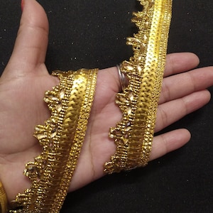 By Yard Indian Metallic Gold Color Trim, Gold Sari Trim, Gold Beaded Trim, Dupatta Trim, Wholesale Trim, Sewing Trim, Gold Fringe Trim .