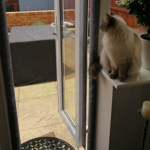 Custom Flat Cats Door Screens - Mesh Window Protection for Cats (With or Without a Zip)