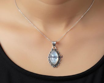 Collar con colgante de marquesa de piedra lunar natural en plata de ley 925, joyería con abalorio.