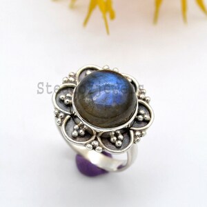 Natural Labradorite gemstone Solid 925 Sterling Silver Women Boho Designer Ring Jewelry