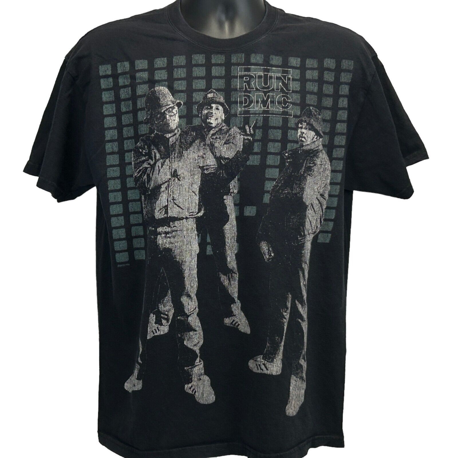 Run DMC Vintage Y2ks T Shirt Large Hip Hop Rap Band Graphic Tee 