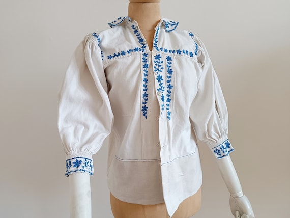 トップス antique Rumania blouse ルーマニアのブラウス 刺繍入りトップス ヴィンテージ衣装