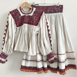 Vintage 1940 linen original vintage Romanian folk costume Oas region Transylvania