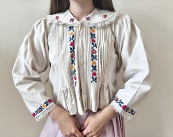 Vintage 1940 Leinen rumänische bestickte Bubikragenbluse