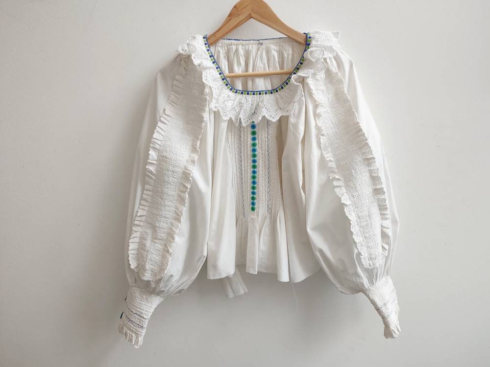 Vintage 1940 Lace Frilly Embroidered Blouse Romanian Folklore 
