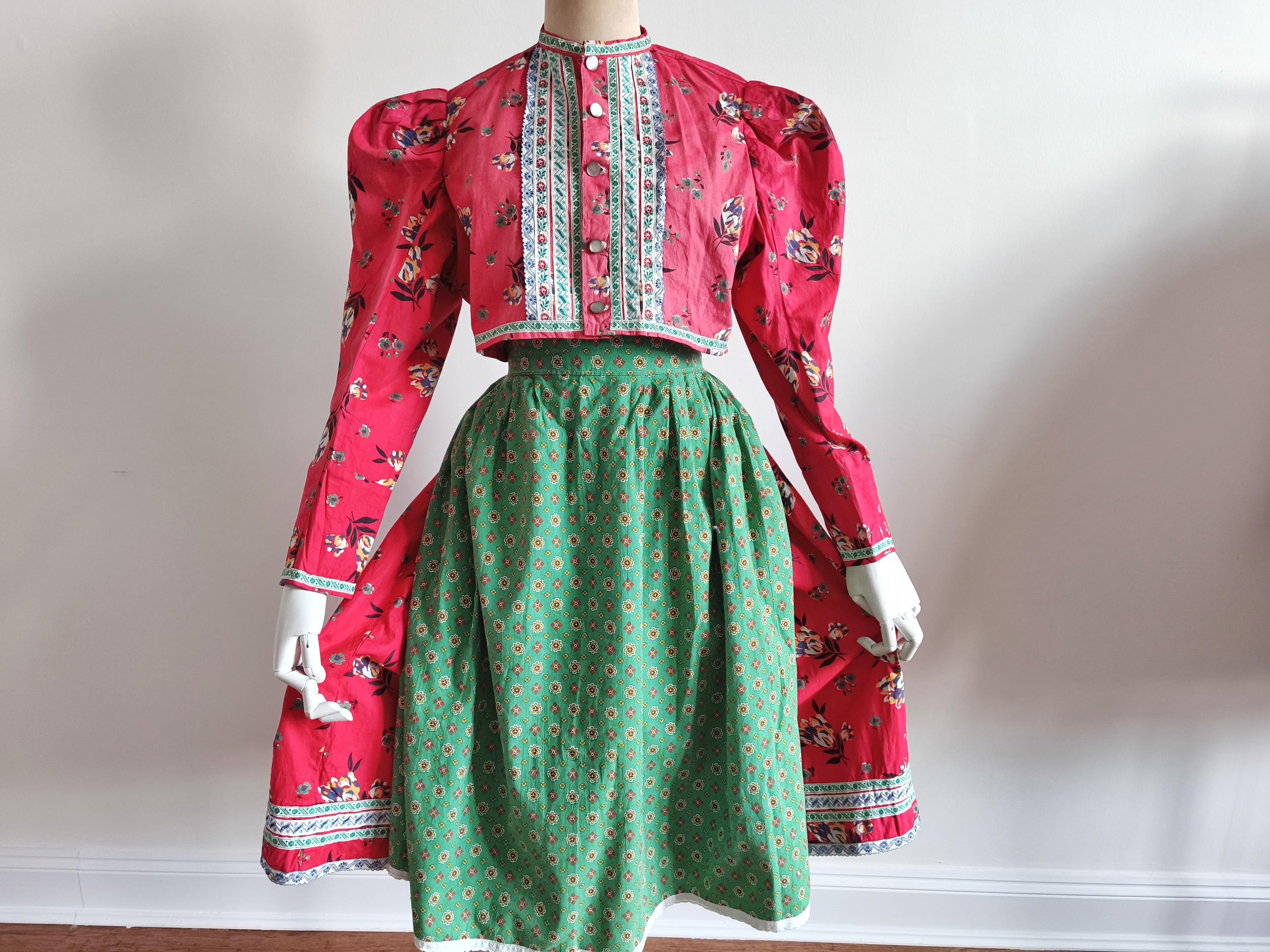 Czech folk costume - Etsy 日本