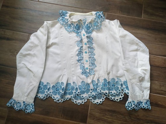 Antique cotton Hungarian peasant blouse with embr