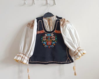 ヴィンテージ民間伝承子供衣装ルーマニア Bistrita nasaud パフスリーブ