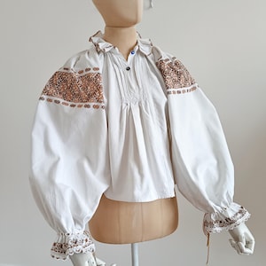 Vintage Romanian linen folklore floral embroidered blouse natural