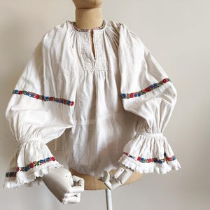 Antique Romanian blouse floral embroidery linen handmade folklore puffed sleeves