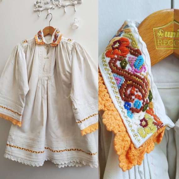 Vintage 1950 Romanian folklore cotton embroidered