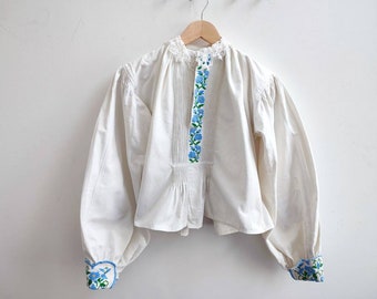 Vintage 1950 white blue Romanian blouse floral embroidery  - size S