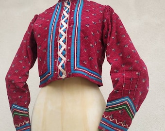Vintage 1950 red burgundy velvet Hungarian embroidered jacket from Györgyfalva