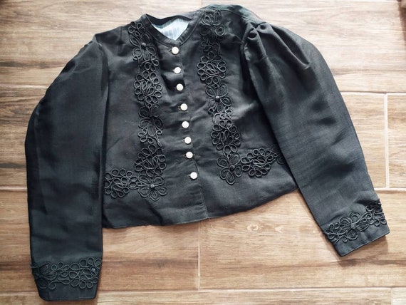 Antique 1920 black folk Hungarian embroidered blou