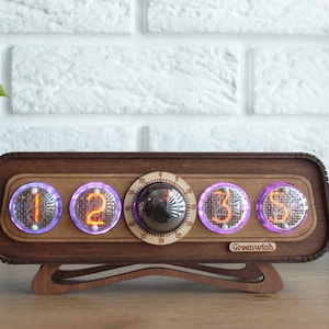 Nixie Tube Clock: IN-4 Dekatron OG-4, Vintage Style, Walnut Wood