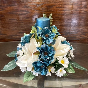 Springcenterpiece, magnolia centerpiece, white and blue centerpiece, blue decor, blue candle, all year round centerpiece, house warming gift