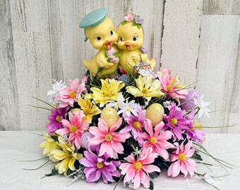 Easter centerpiece, Easter duck centerpiece, Easter floral arrangement, spring centerpiece, spring floral arrangement, Easter ducks, easter