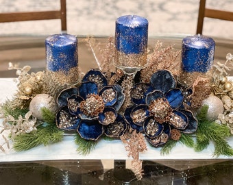 Blue and gold christmas table Sale